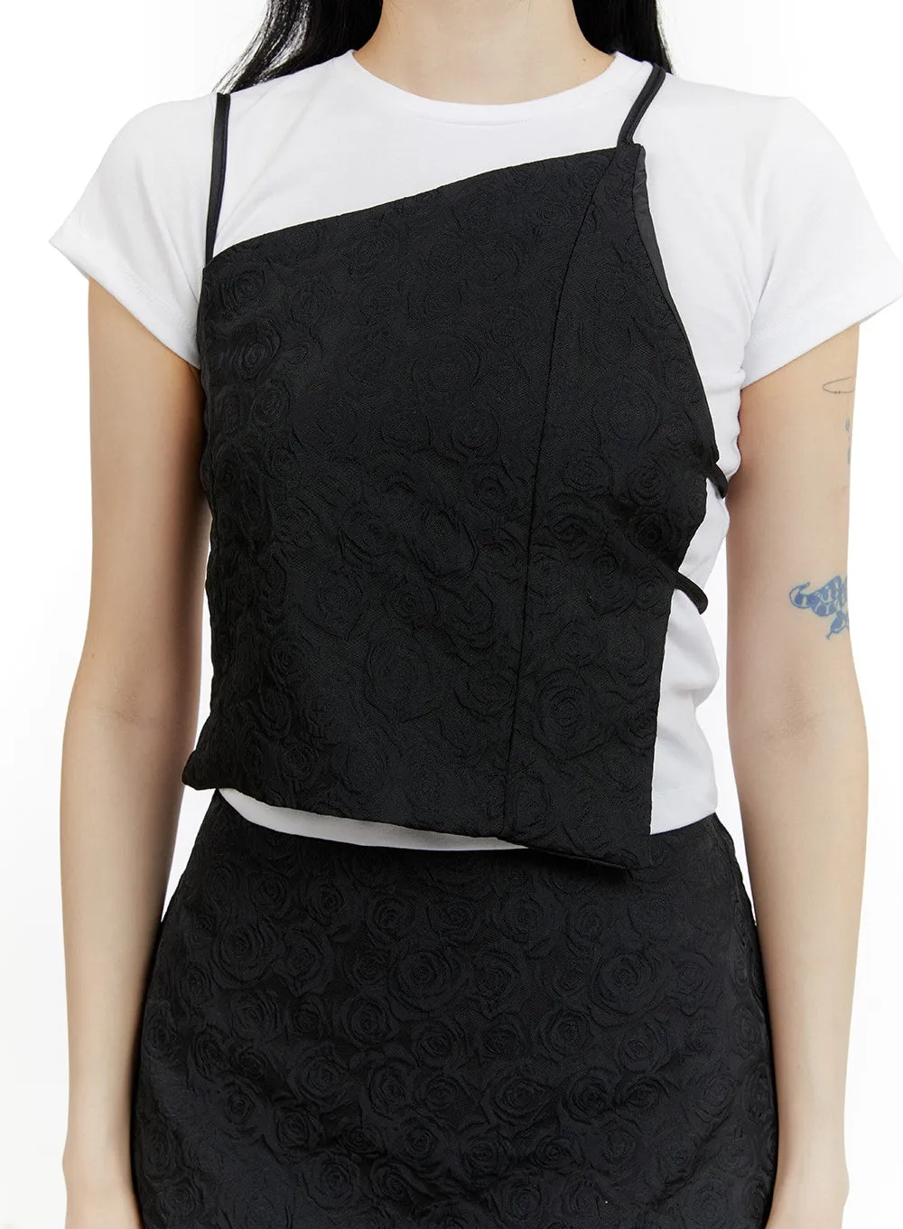 Quilted Sleeveless Strap Top CM429