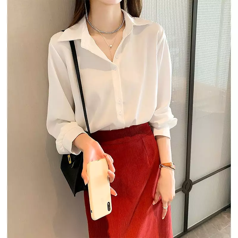 women's early spring fashionable niche bottoming shirt